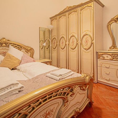Appartement The Grand Royal 3Bdr Heart Of Old Town à Prague Extérieur photo