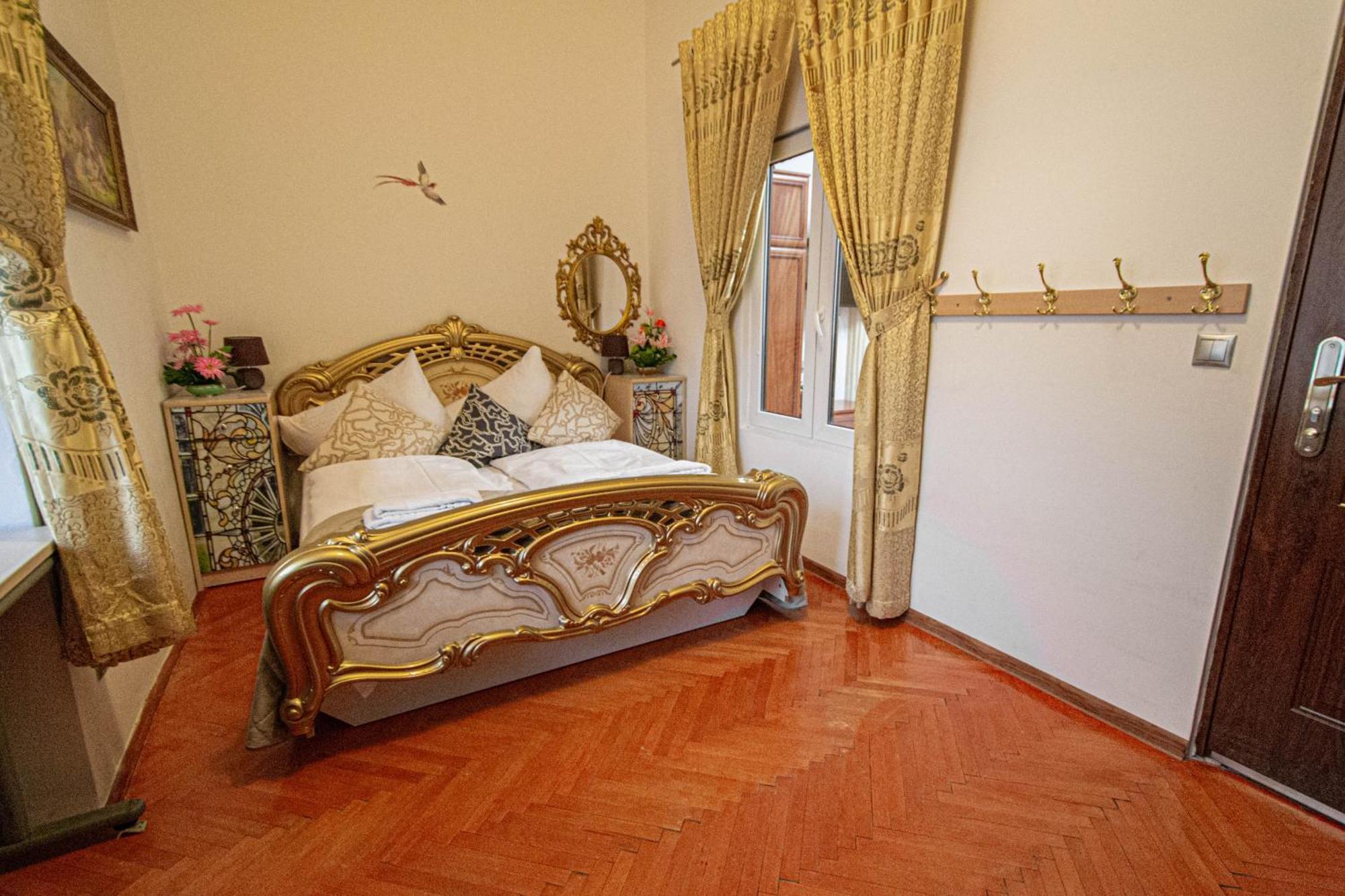 Appartement The Grand Royal 3Bdr Heart Of Old Town à Prague Extérieur photo