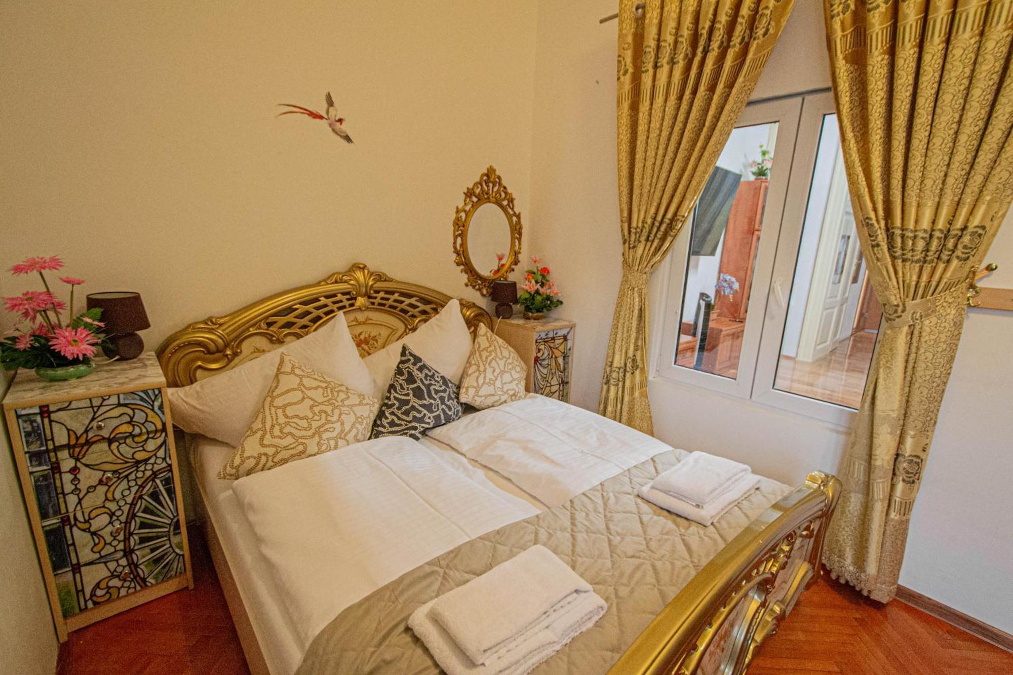 Appartement The Grand Royal 3Bdr Heart Of Old Town à Prague Extérieur photo